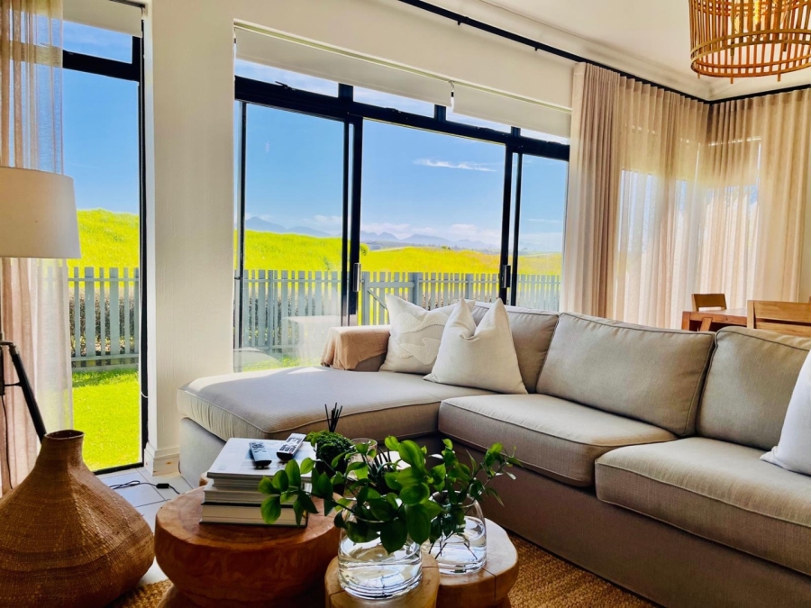 To Let  Bedroom Property for Rent in Oubaai Western Cape